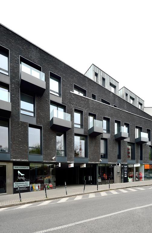 Ambiente Serviced Apartments - Dunajska ブラチスラヴァ エクステリア 写真
