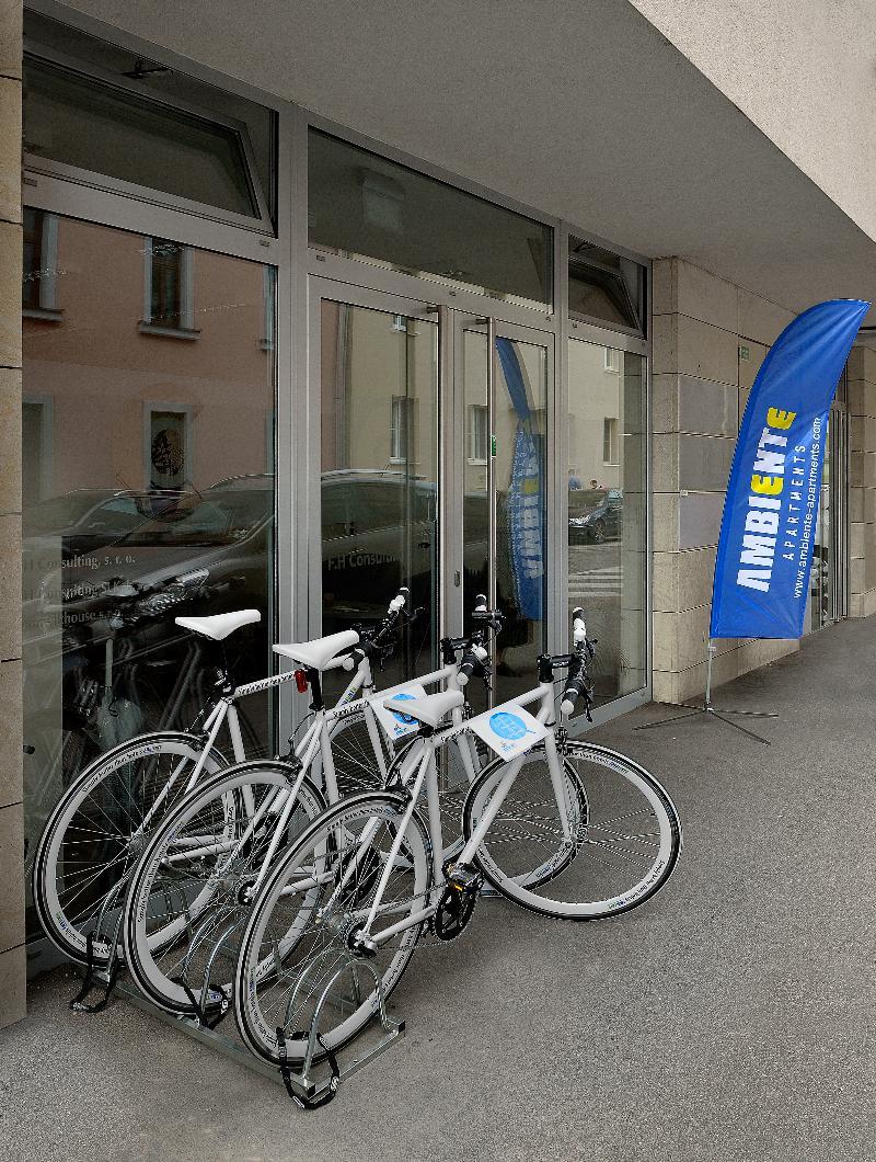 Ambiente Serviced Apartments - Dunajska ブラチスラヴァ エクステリア 写真