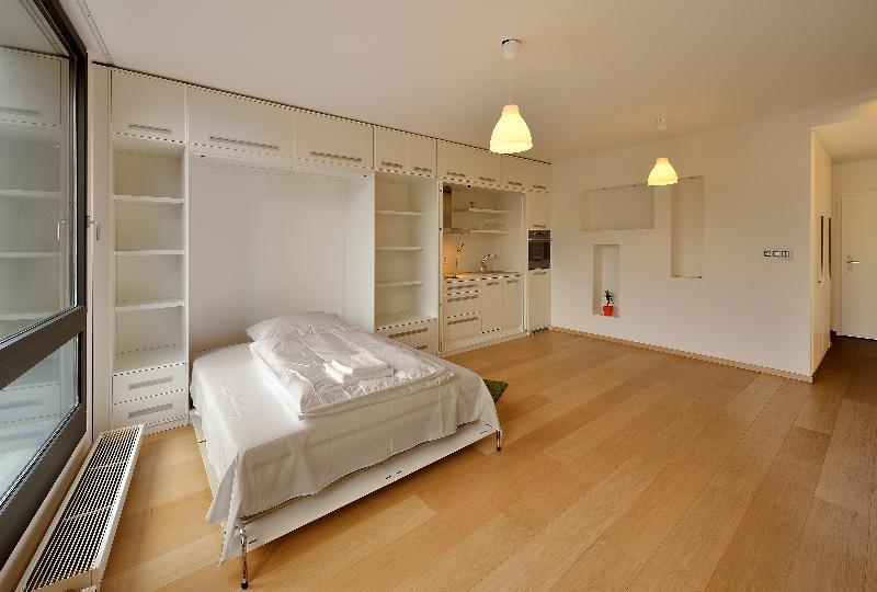 Ambiente Serviced Apartments - Dunajska ブラチスラヴァ エクステリア 写真